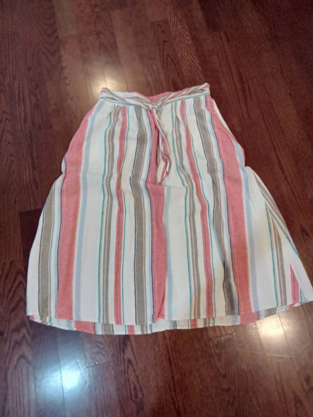 Time N Tru Size L 36" Partial elastic mid length skirt